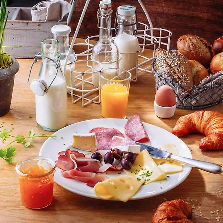 Hotel Ibis 3*