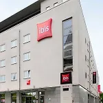 Ibis فندق 3*
