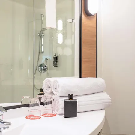 Ibis Отель 3*